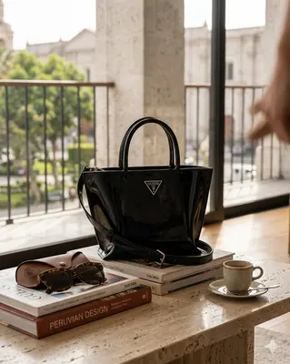 Bolso Guess Arnella mini tote
