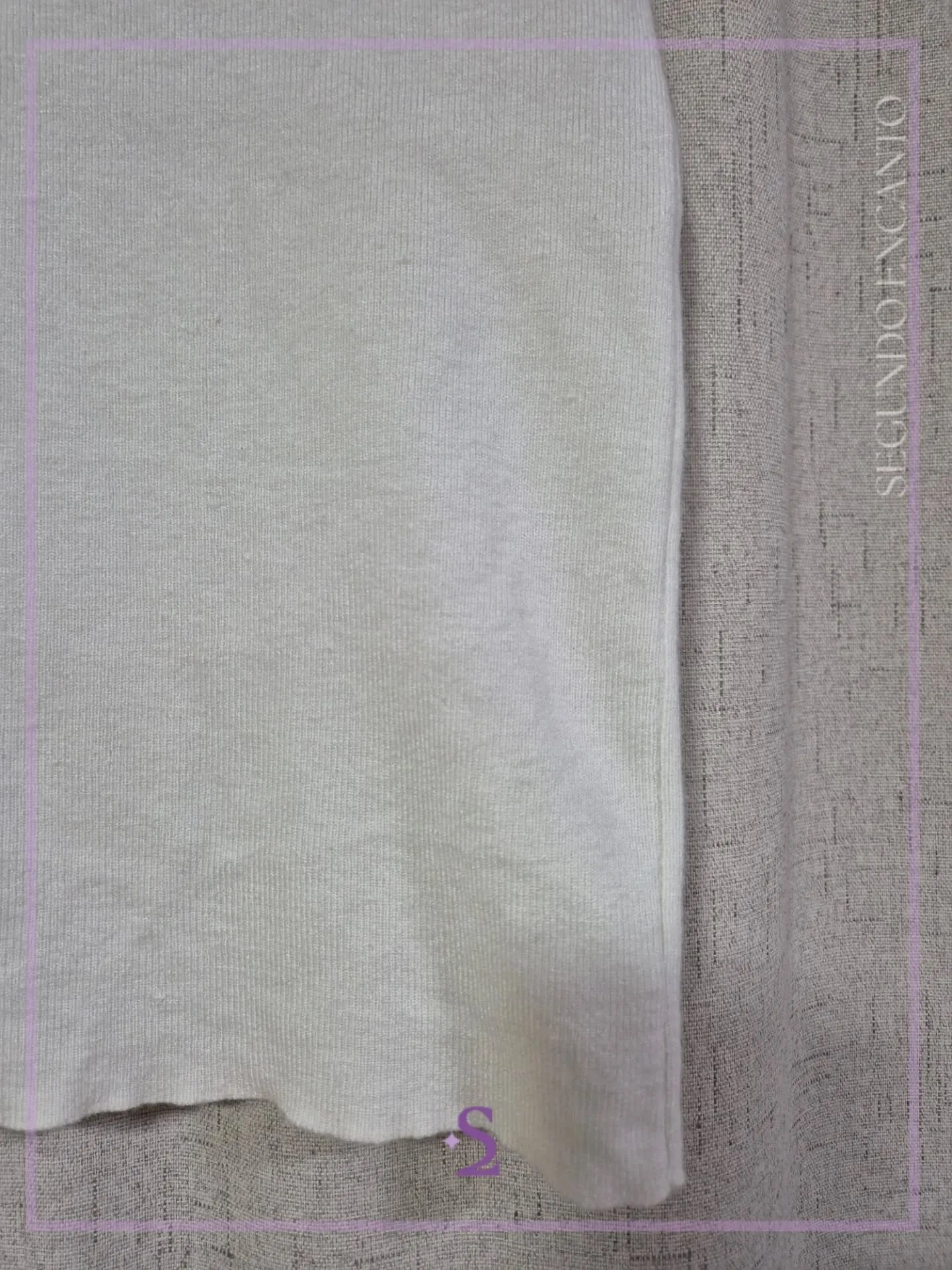 Blusa blanca cuello alto L - Image 3