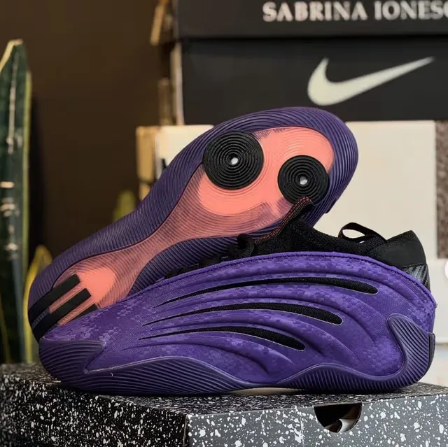 Adidas Harden - Image 2