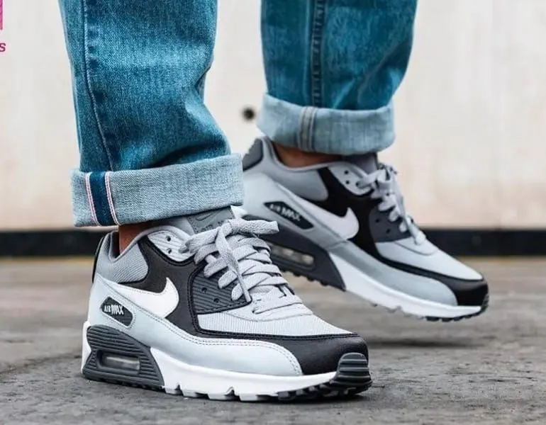 NIKE AIRMAX - Image 2