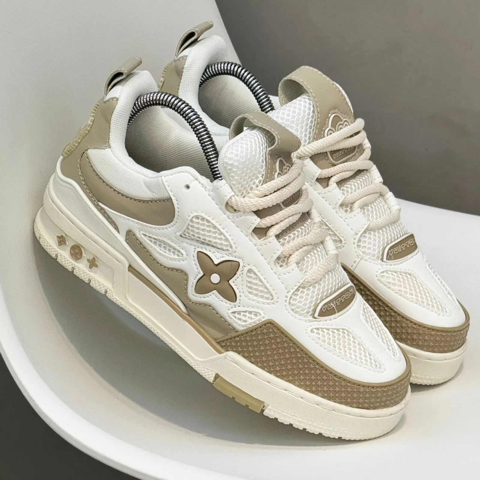 LOUIS VUITTON - Image 5