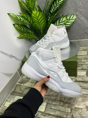JORDAN RETRO