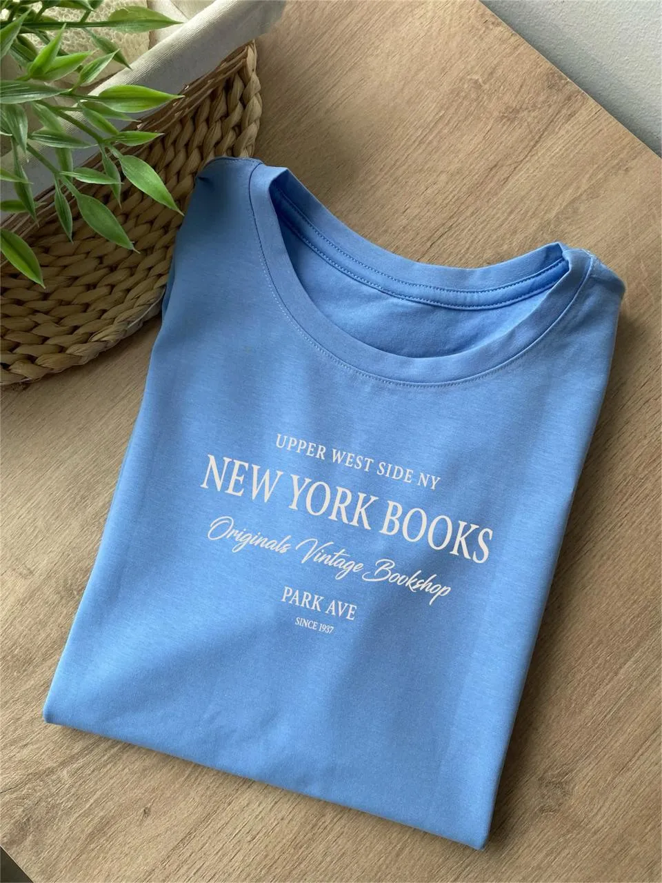 New york Books - Image 1