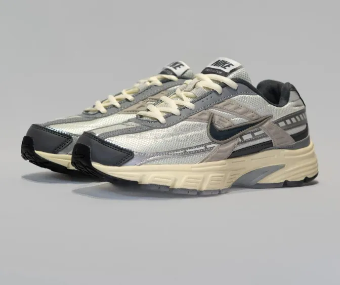 NIKE INIATOR - Image 1