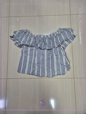 Blusa gris off shoulder M
