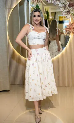 SET TOP Y FALDA FLORI