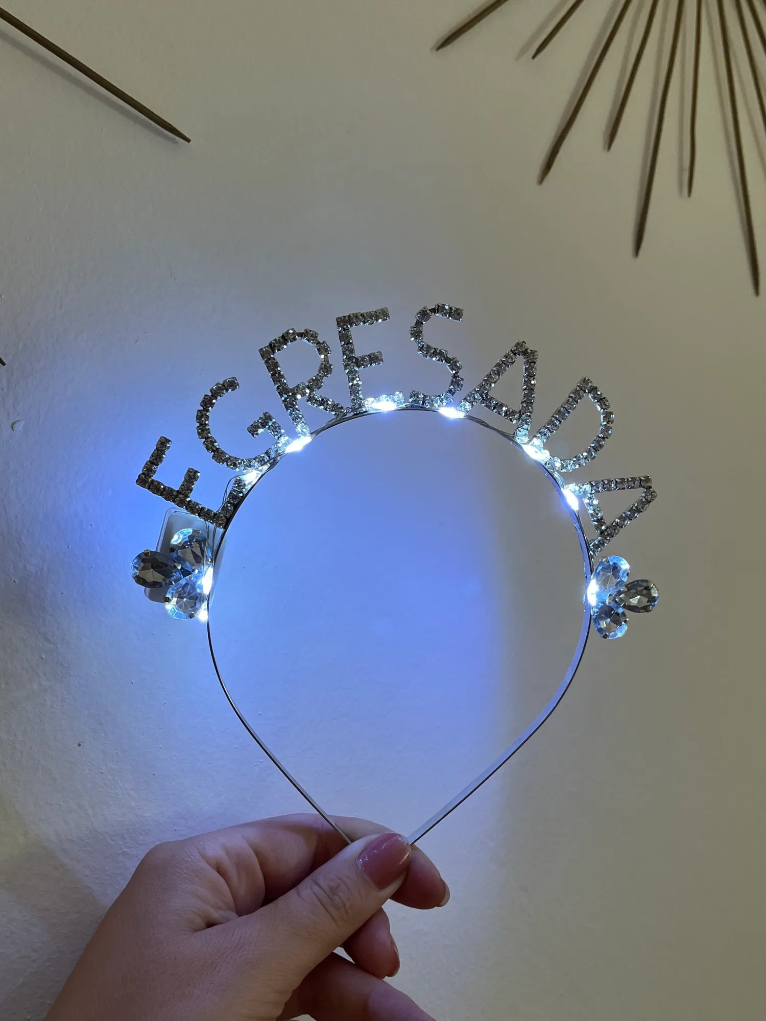 Vincha strass y luces con detalles en gemas - Image 2