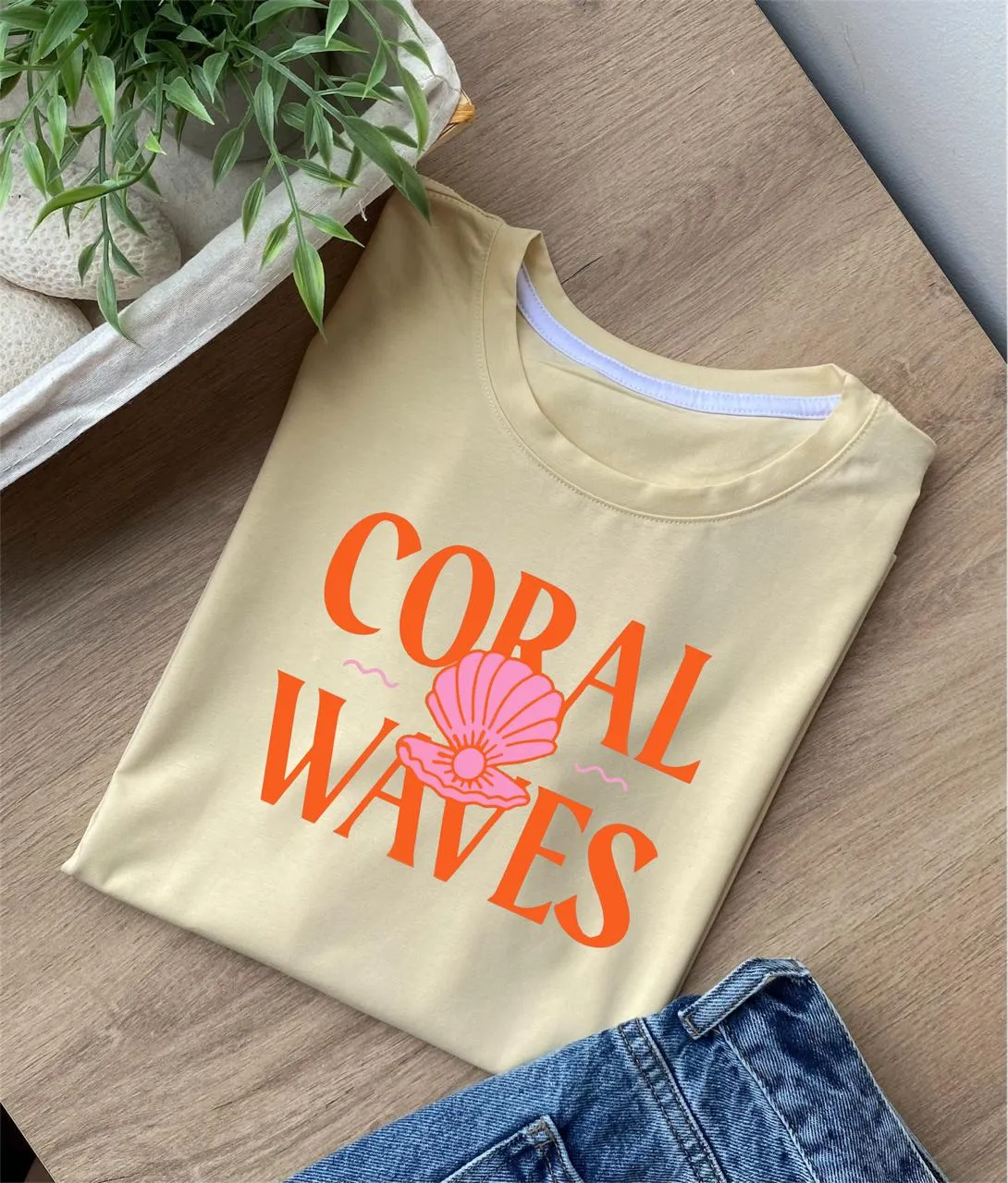 Coral Waves - Image 1