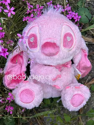 peluche STITCH color rosa claro ``pelaje brilloso``
