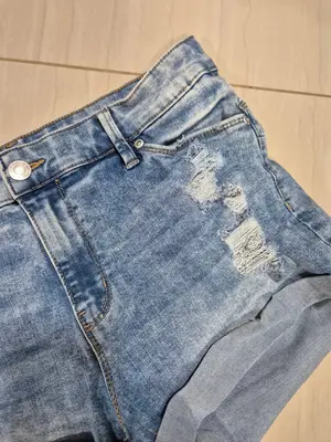 Short de mezclilla roto M