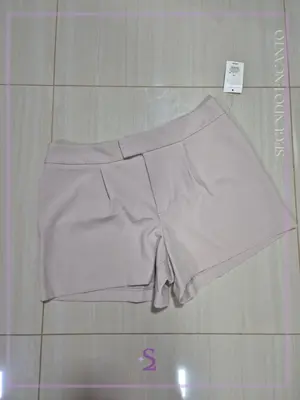 Short formal beige talla 14 XL