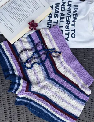 Short Knit 