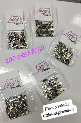 MINI CRISTALES CON FIGURAS 200 PIEZAS