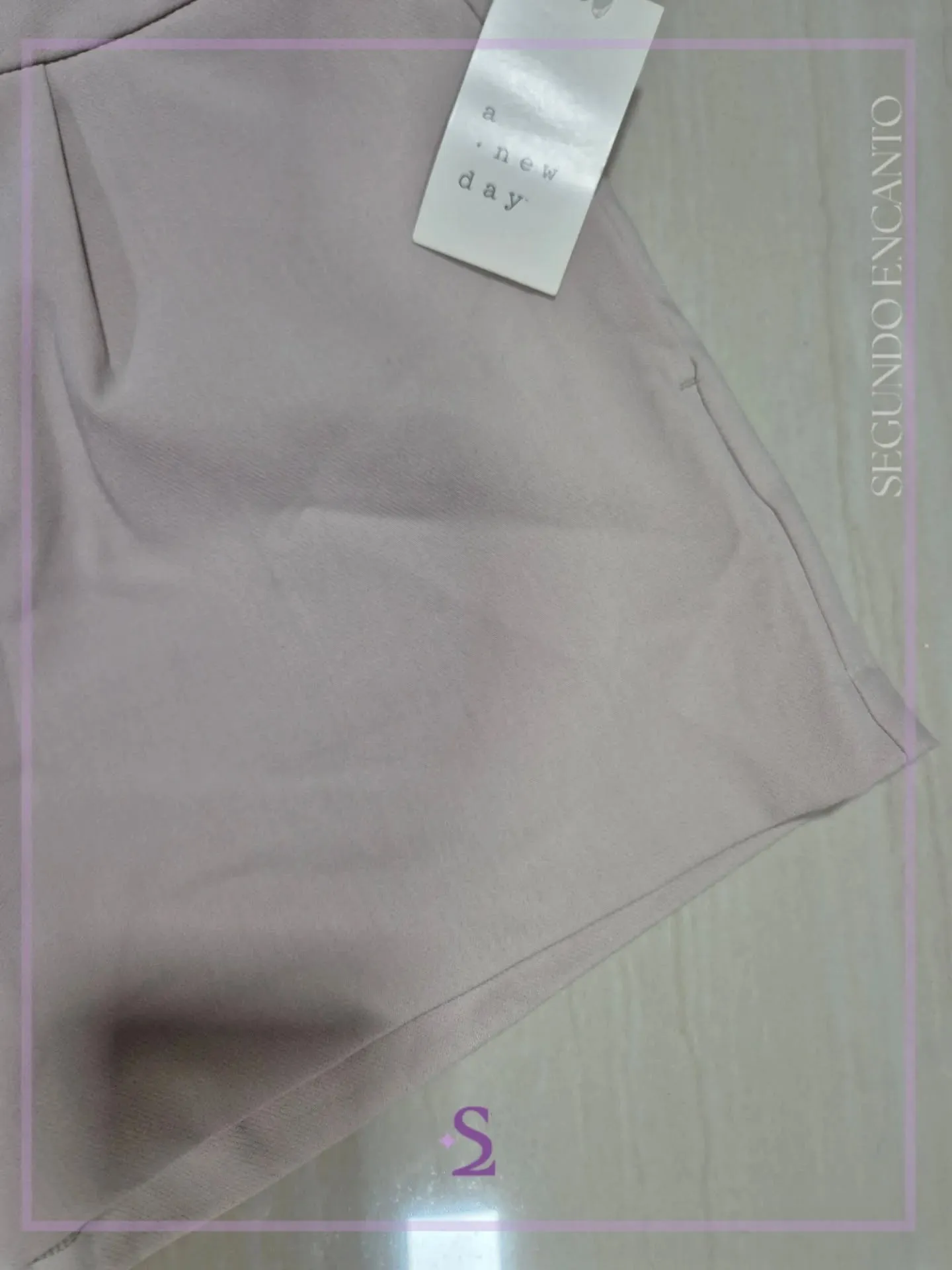 Short beige con bolsillos XS - Image 6