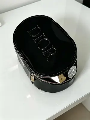COSMETIQUERA DIOR BLACK 