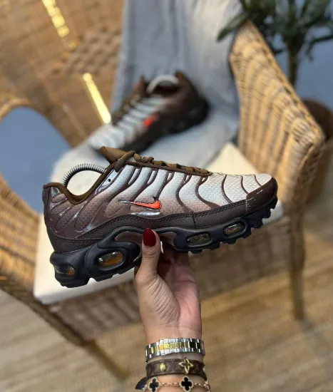 Nike Air Max Plus (TN) – Pink Gradient Edition - Image 4