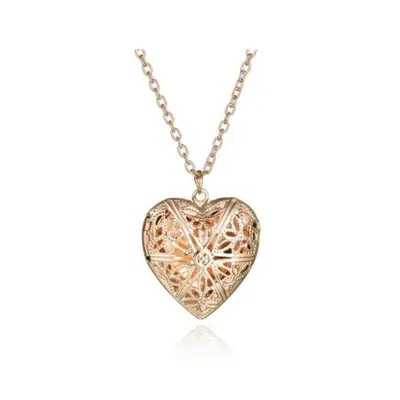 Collar con forma de corazón 