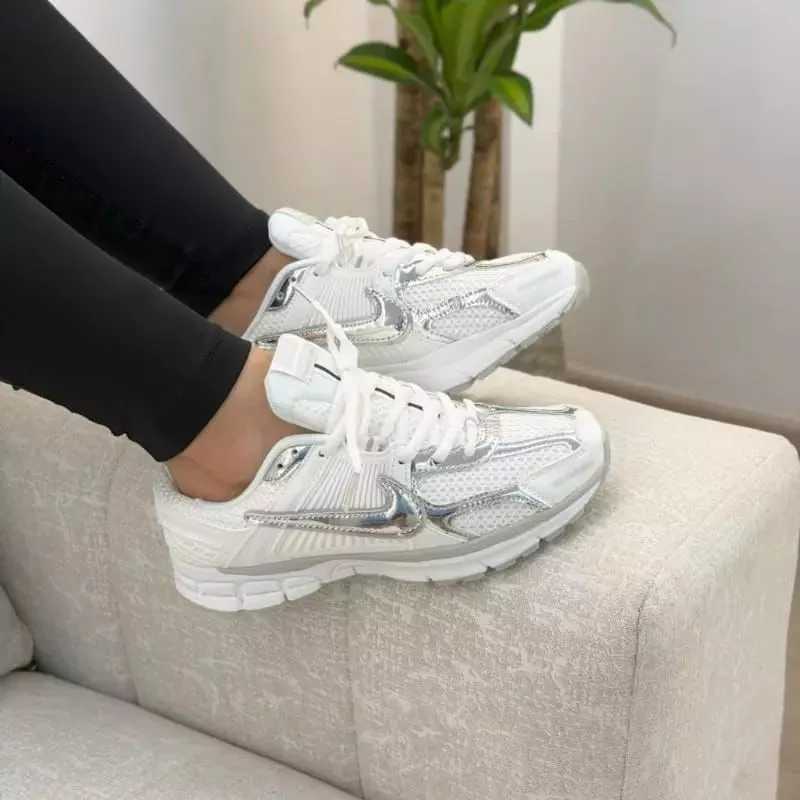NIKE VOMERO DAMA Y CABALLERO - Image 3