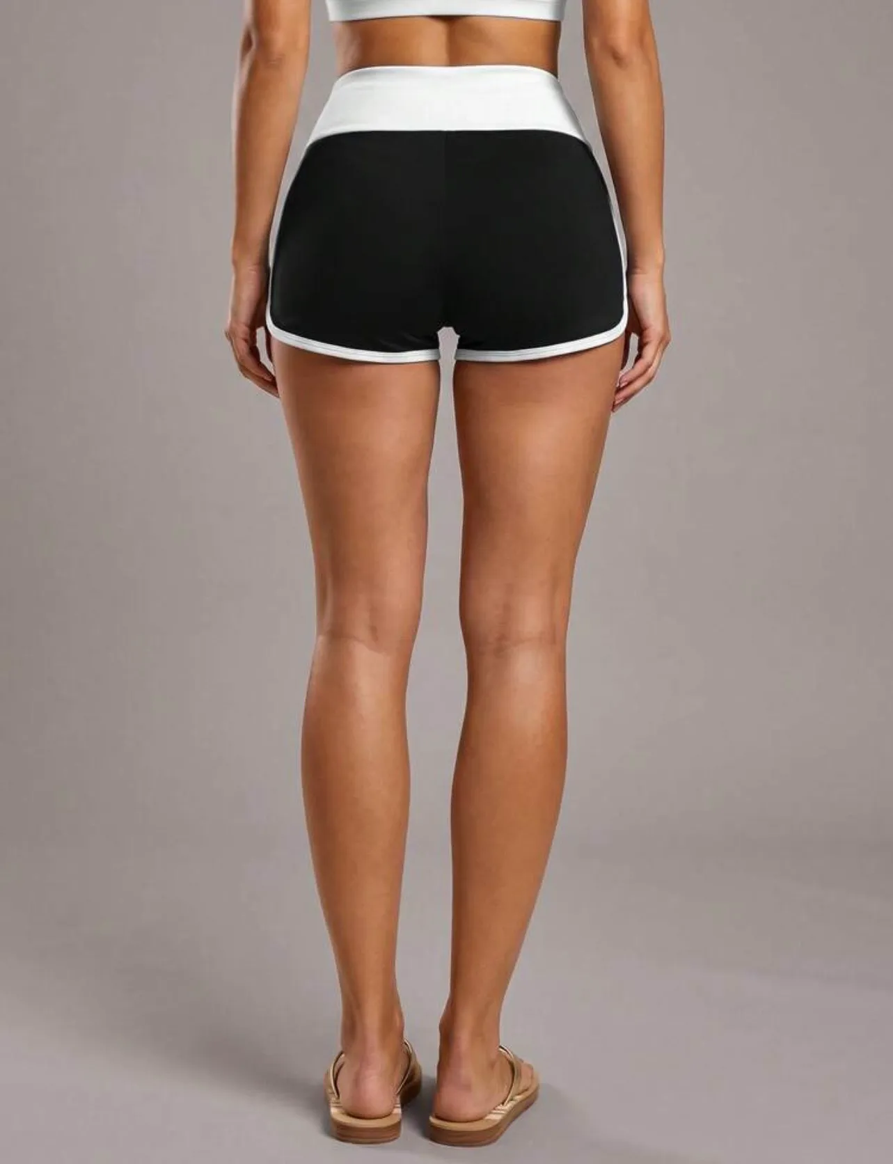 Shorts deportivos - Image 2