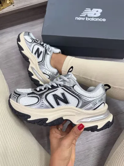 New Balance 530 Plus - Image 2