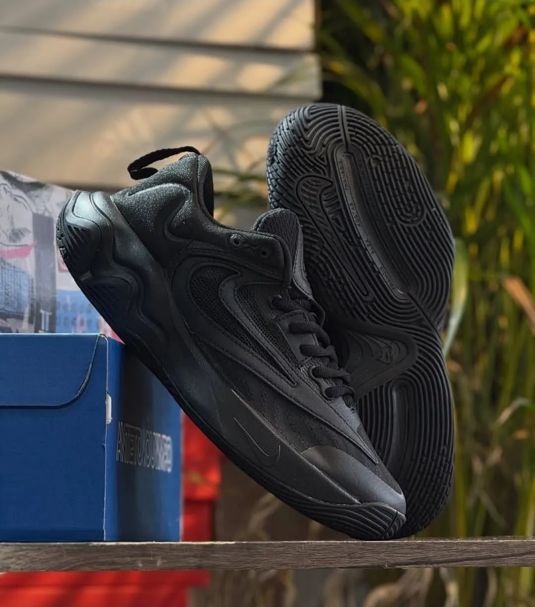 NIKE GIANNIS INMORTALITY - Image 2