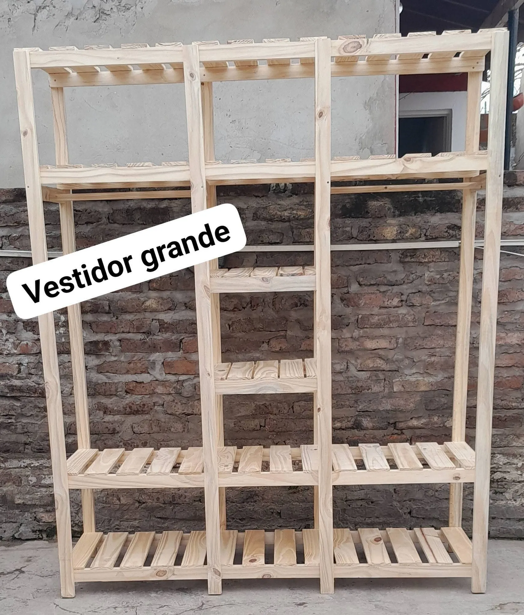 Vestidor nórdico - Image 1