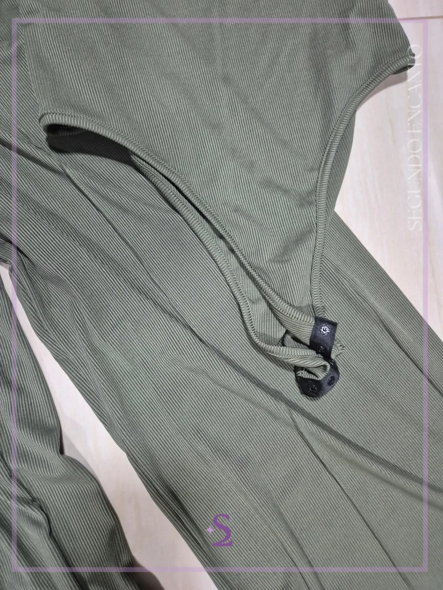 Conjunto verde body y pantalon L - Image 3