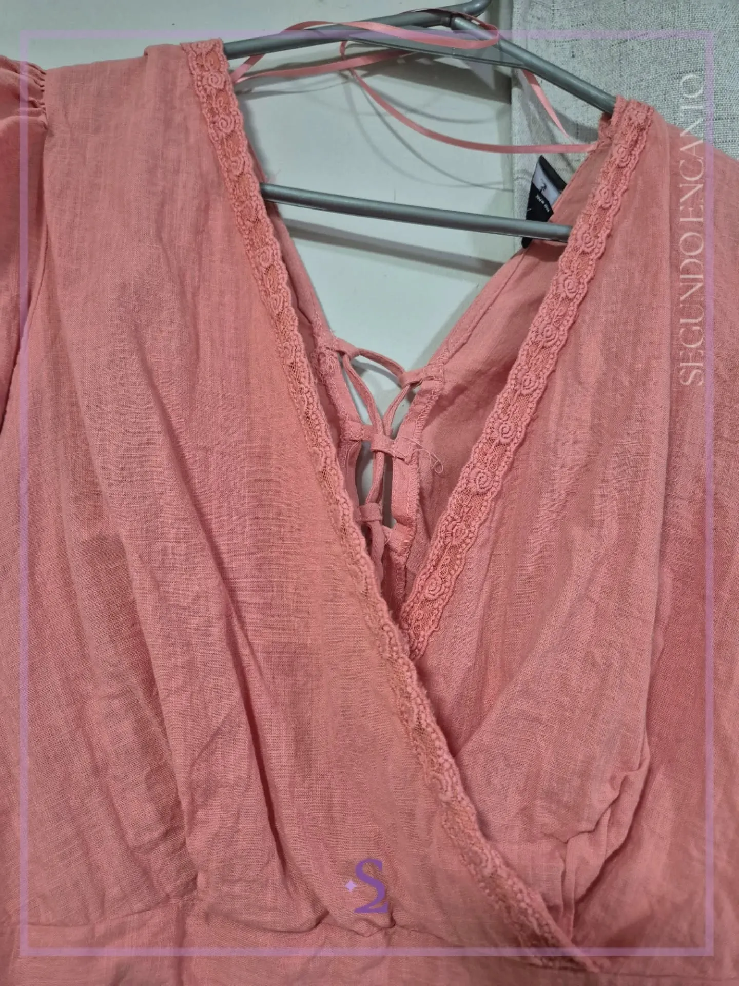 Crop top color coral con ajuste trasero L/M - Image 3