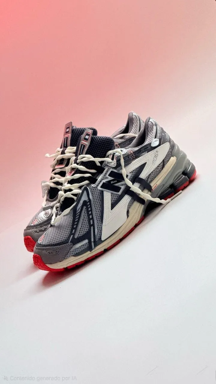 NEW BALANCE - Image 1