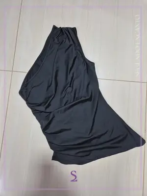 Top asimetrico de licra M
