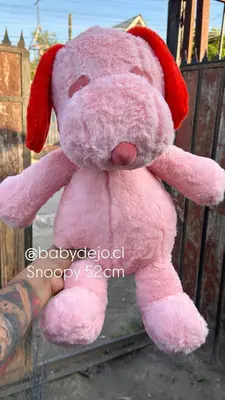 SNOOPY color salmón claro de 52cm
