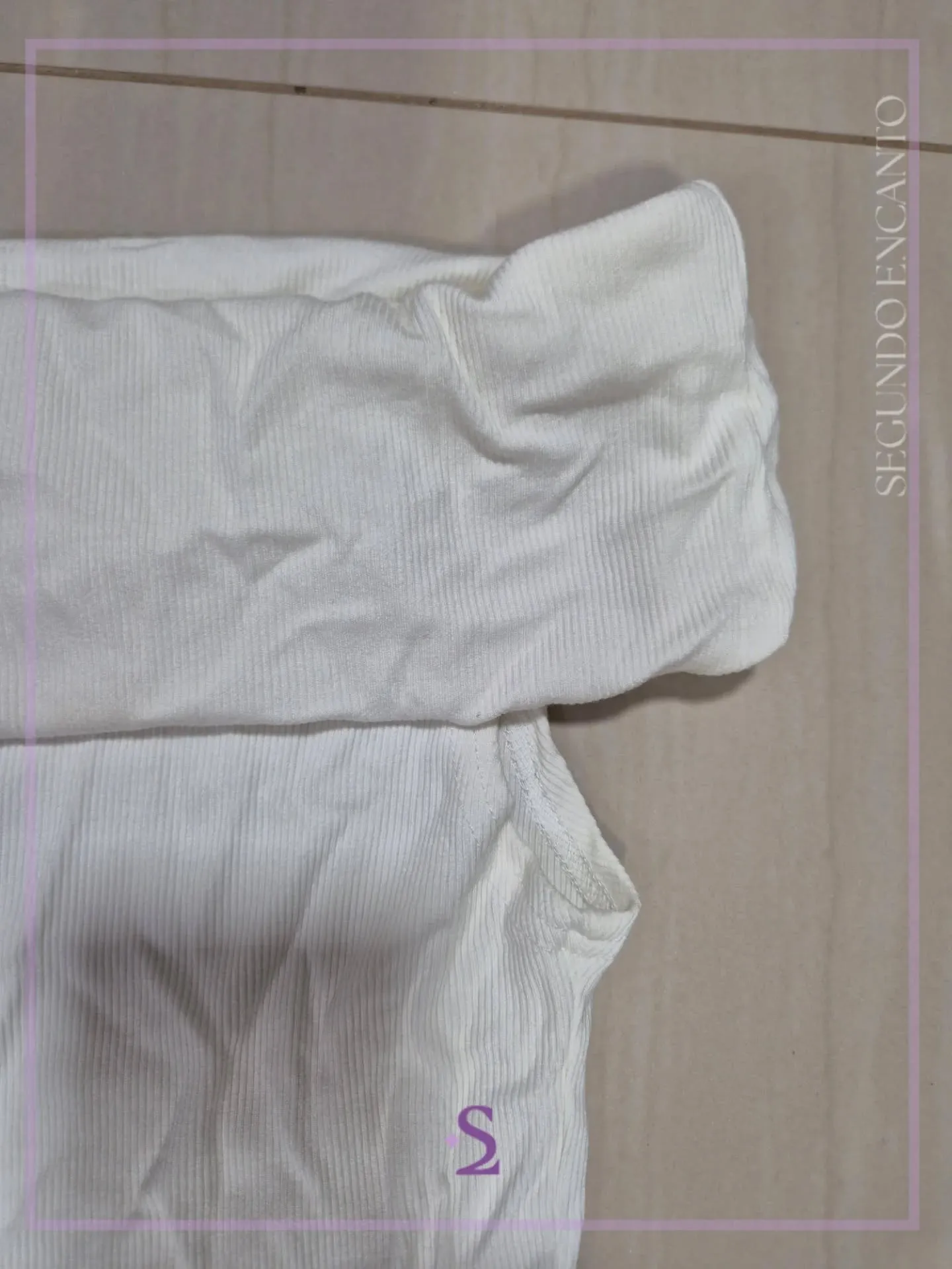 Blusa blanca con hombros descubiertos L - Image 4
