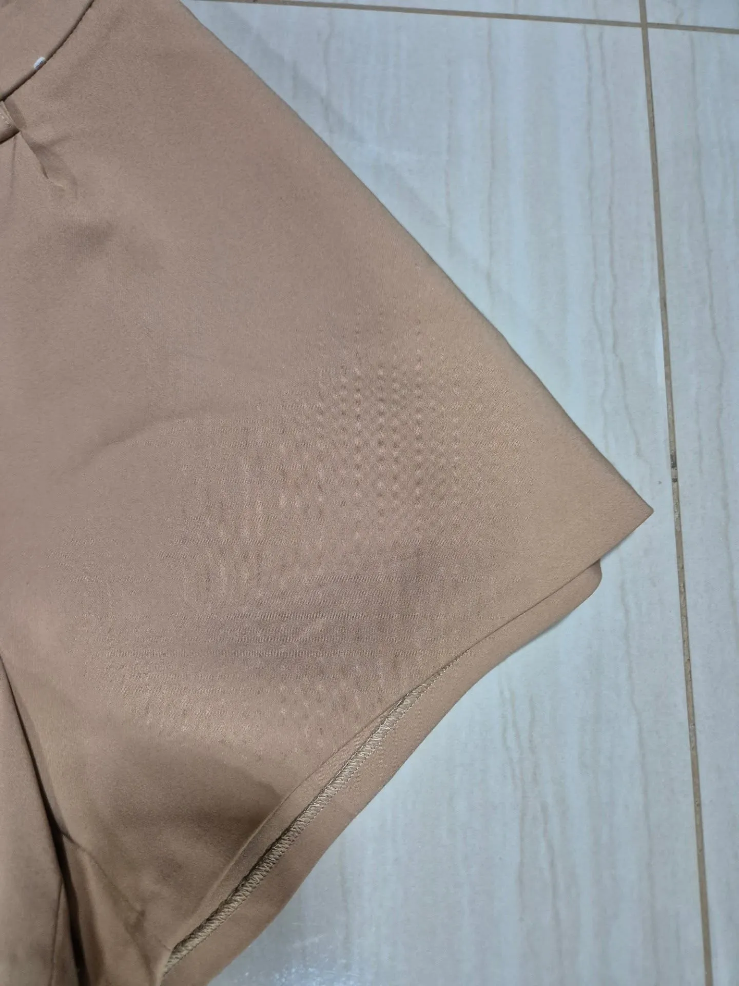Short formal color camel talla 6 m - Image 6