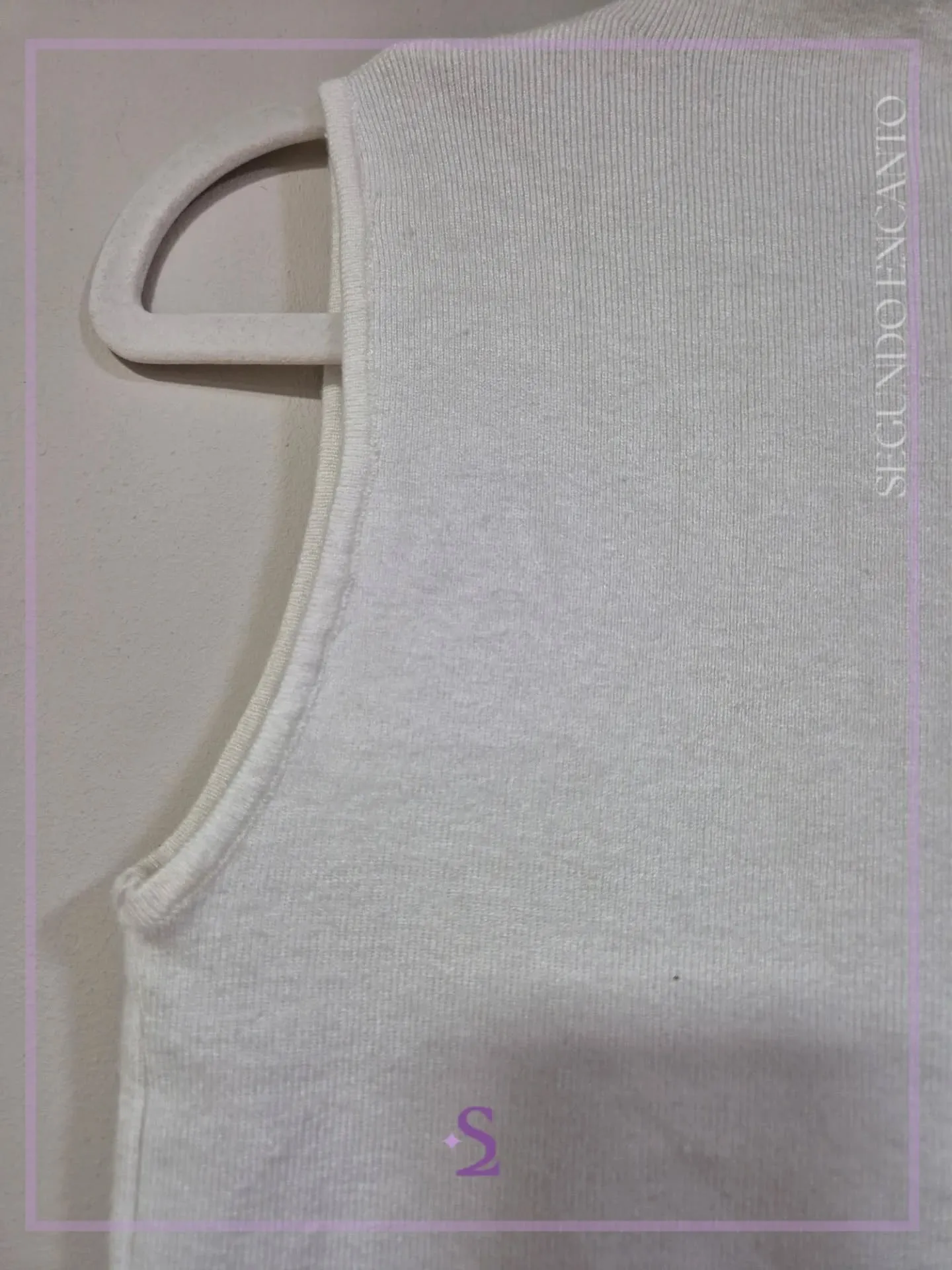 Blusa blanca cuello alto L - Image 4