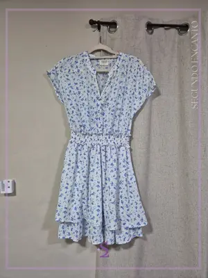 Vestido blanco con flores azules S/M