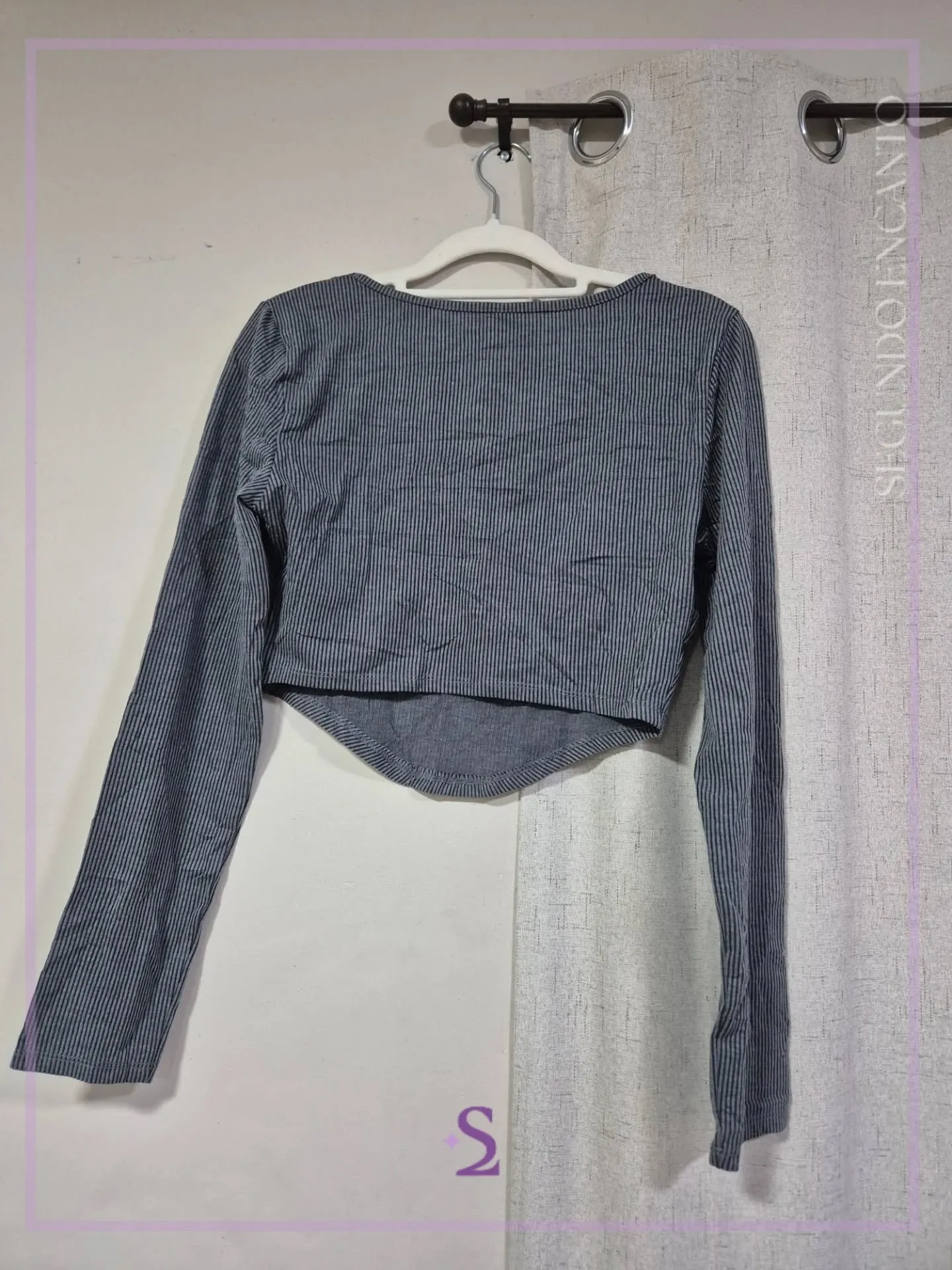 Blusa crop manga larga inspiracion diesel M - Image 2