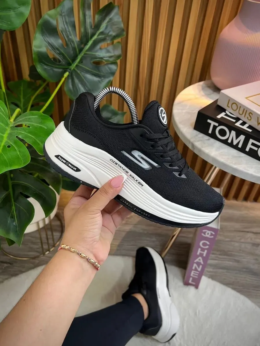 SKECHERS - Image 1