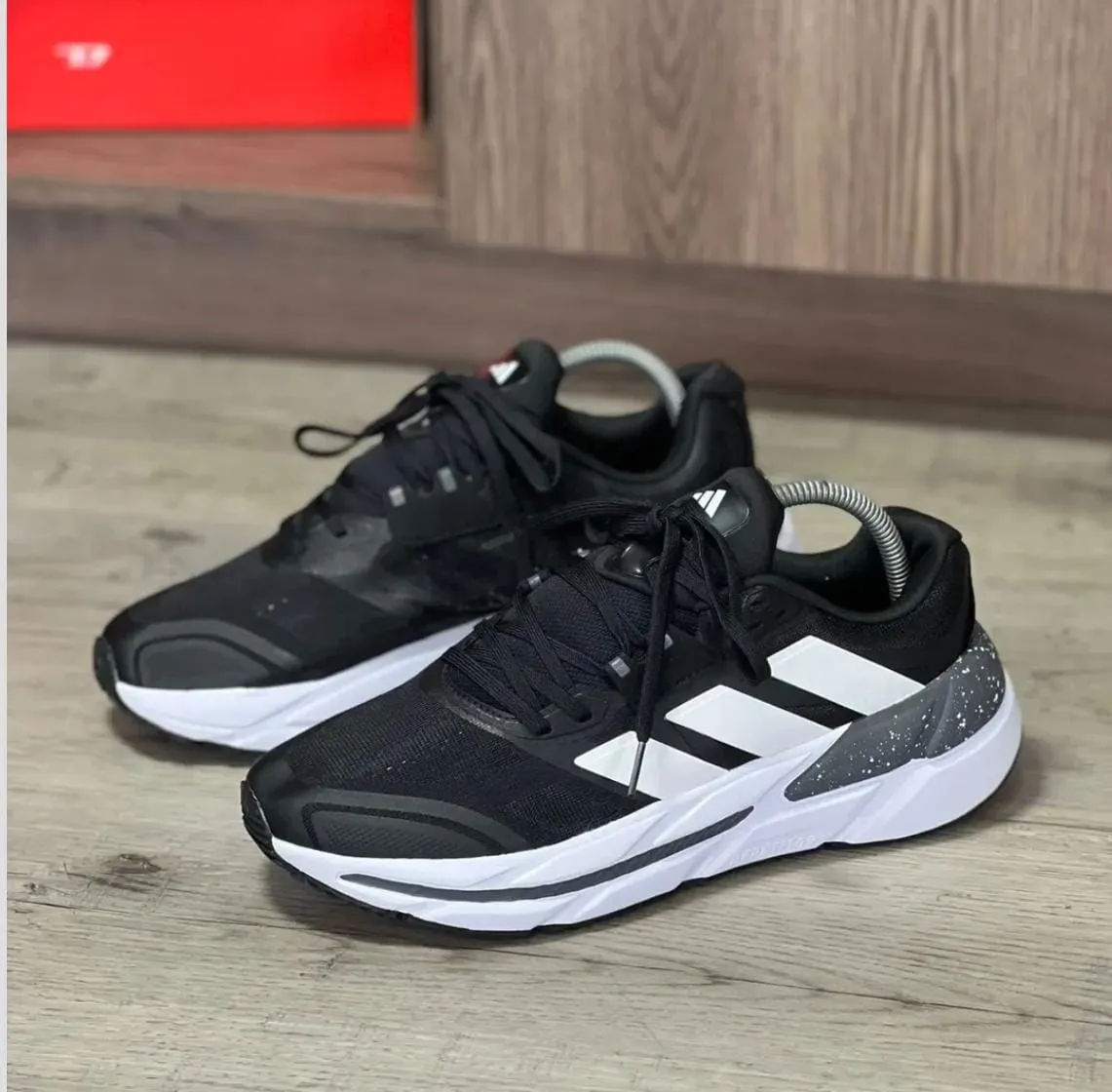 ADIDAS ADISTAR - Image 1