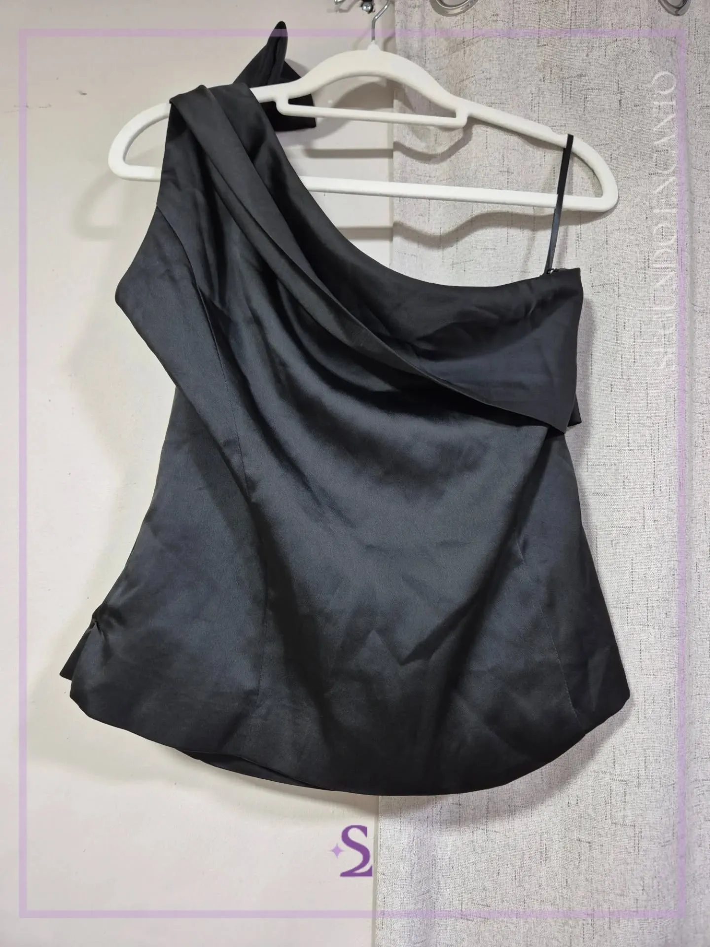 Blusa de un hombro con moño L/M - Image 6