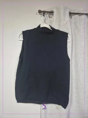 Blusa de cuello alto L
