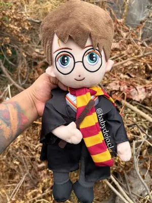 peluche HARRY POTTER de 35cm