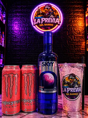 Skyy cosmic + 2 monsters