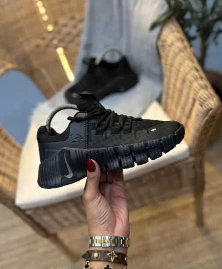 Nike Free Metcon – Stealth Black & White - Image 7