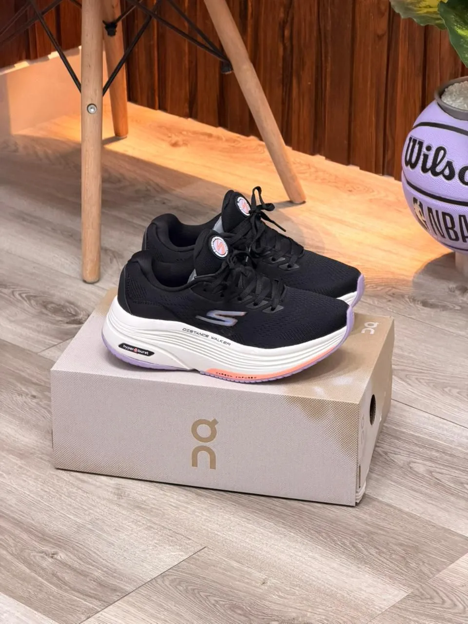 SKECHERS - Image 3
