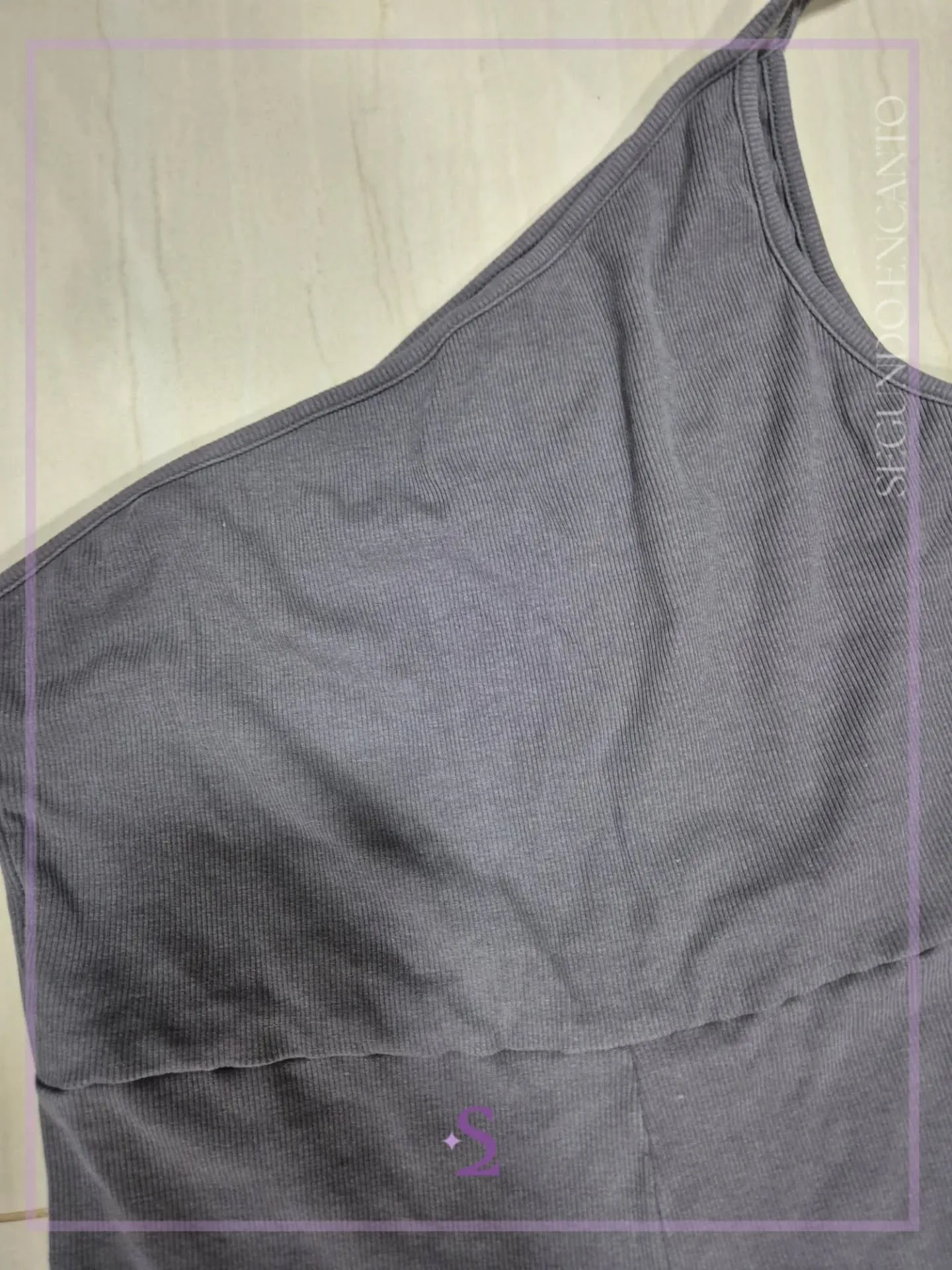 Unitard gris comodo para andar en casa L - Image 5
