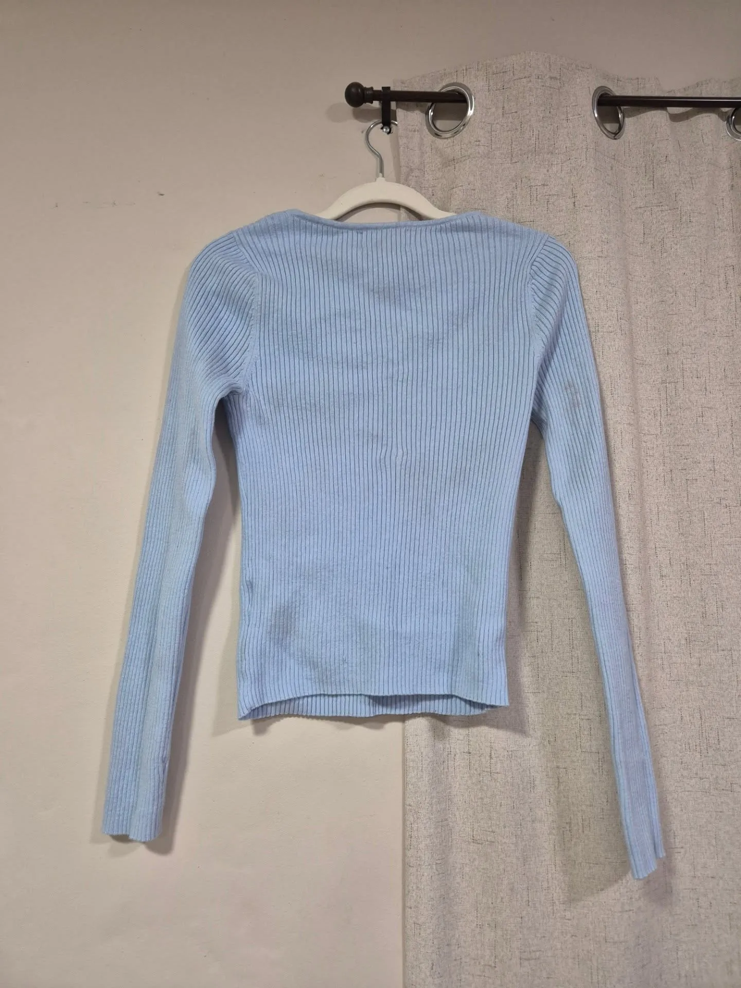 Blusa celeste manga larga M - Image 5