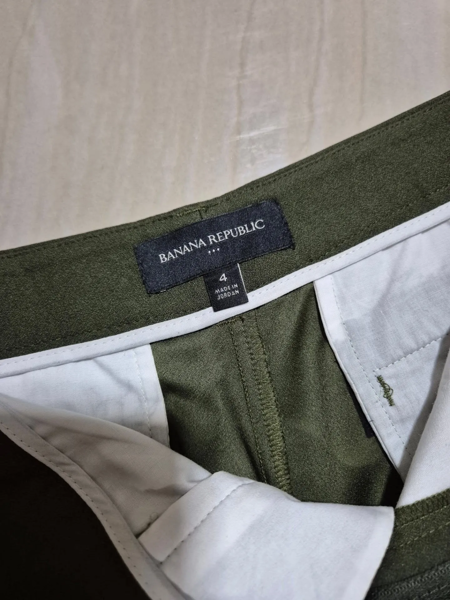 Short color verde con cinturon talla 4 M - Image 7