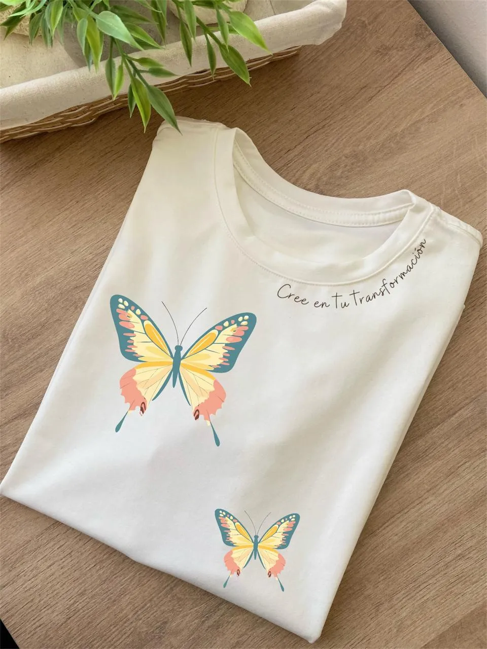 Mariposa Rosa - Image 1