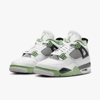 Nike Air Jordan 4