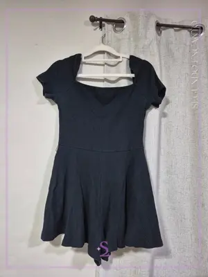 Romper color negro  L